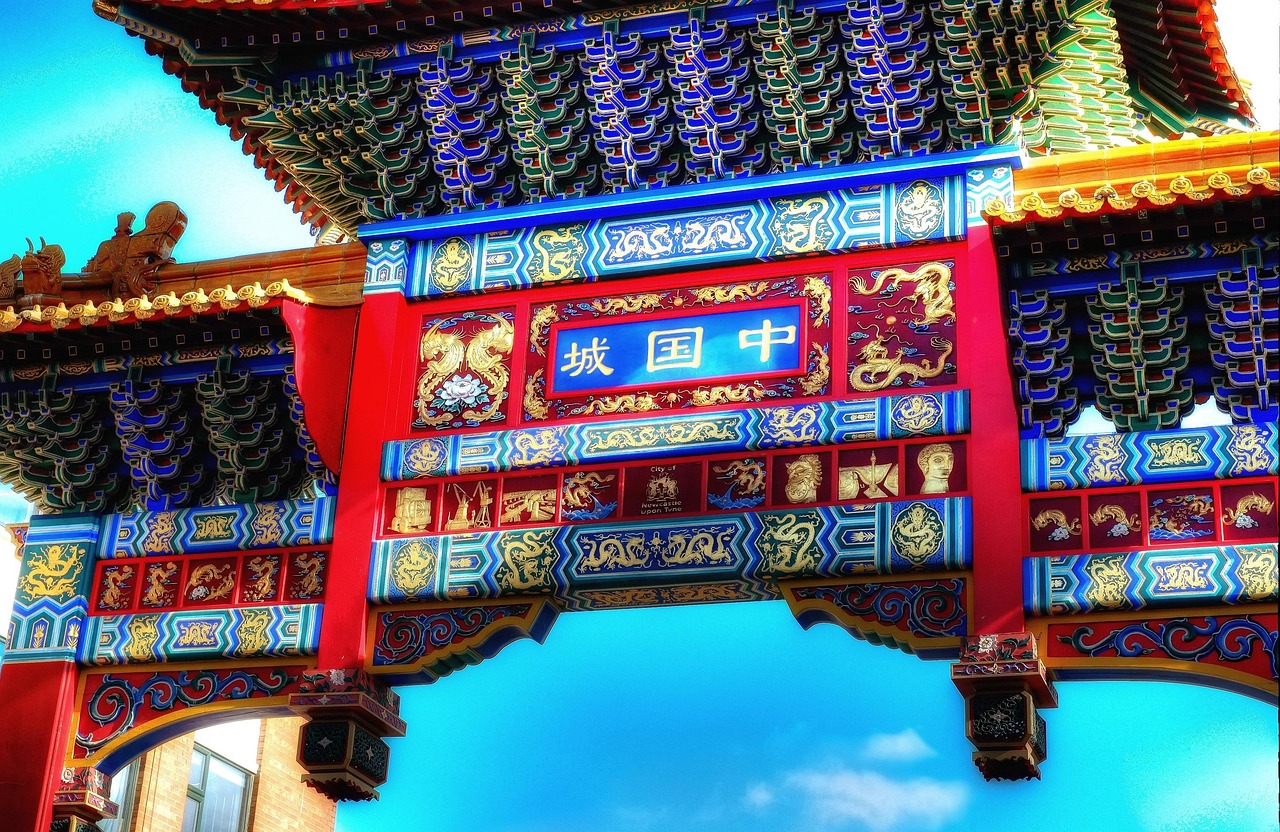 探索中国酒文化镇，传统与现代的交融